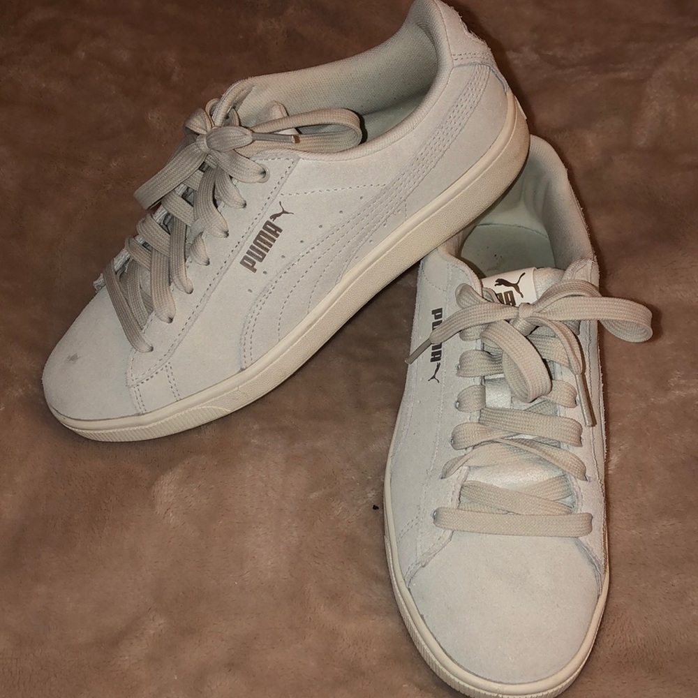 Puma sneakers 👟